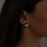 The Linda Stud Earrings - Silver